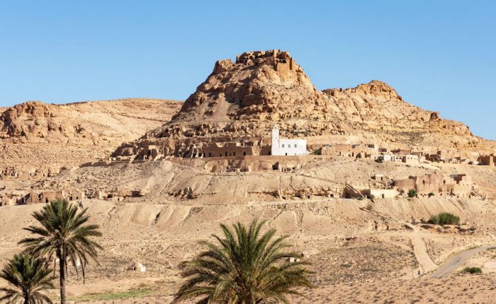 Berber Villages tour around Tataouine and Dahar mountains