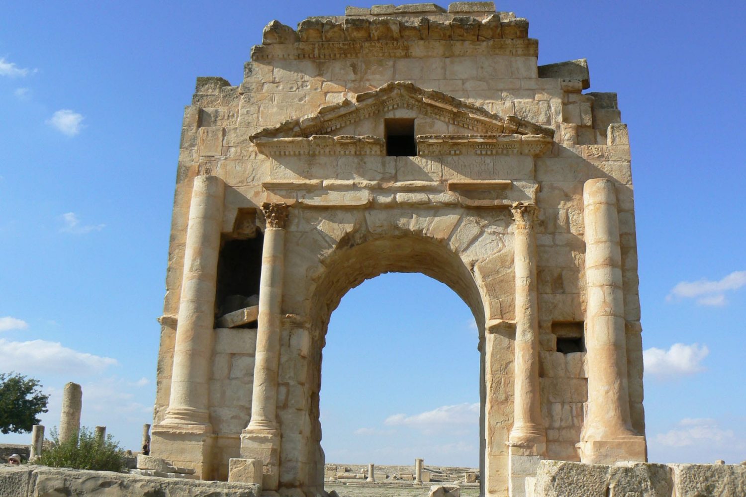 Makhtar ruins