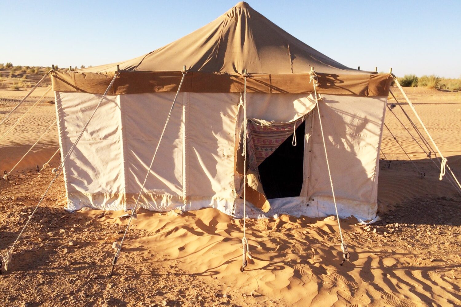 Zmela Saharan Camp and overnight in the desert